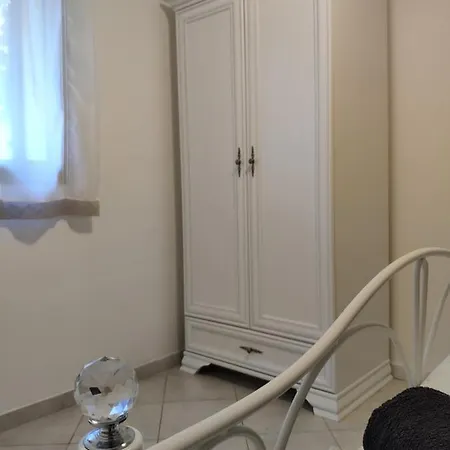 Zdenka Apartment *